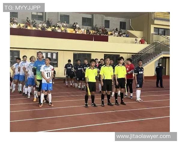 绿茵争锋燃动青春激情世界足球盛宴全面开启